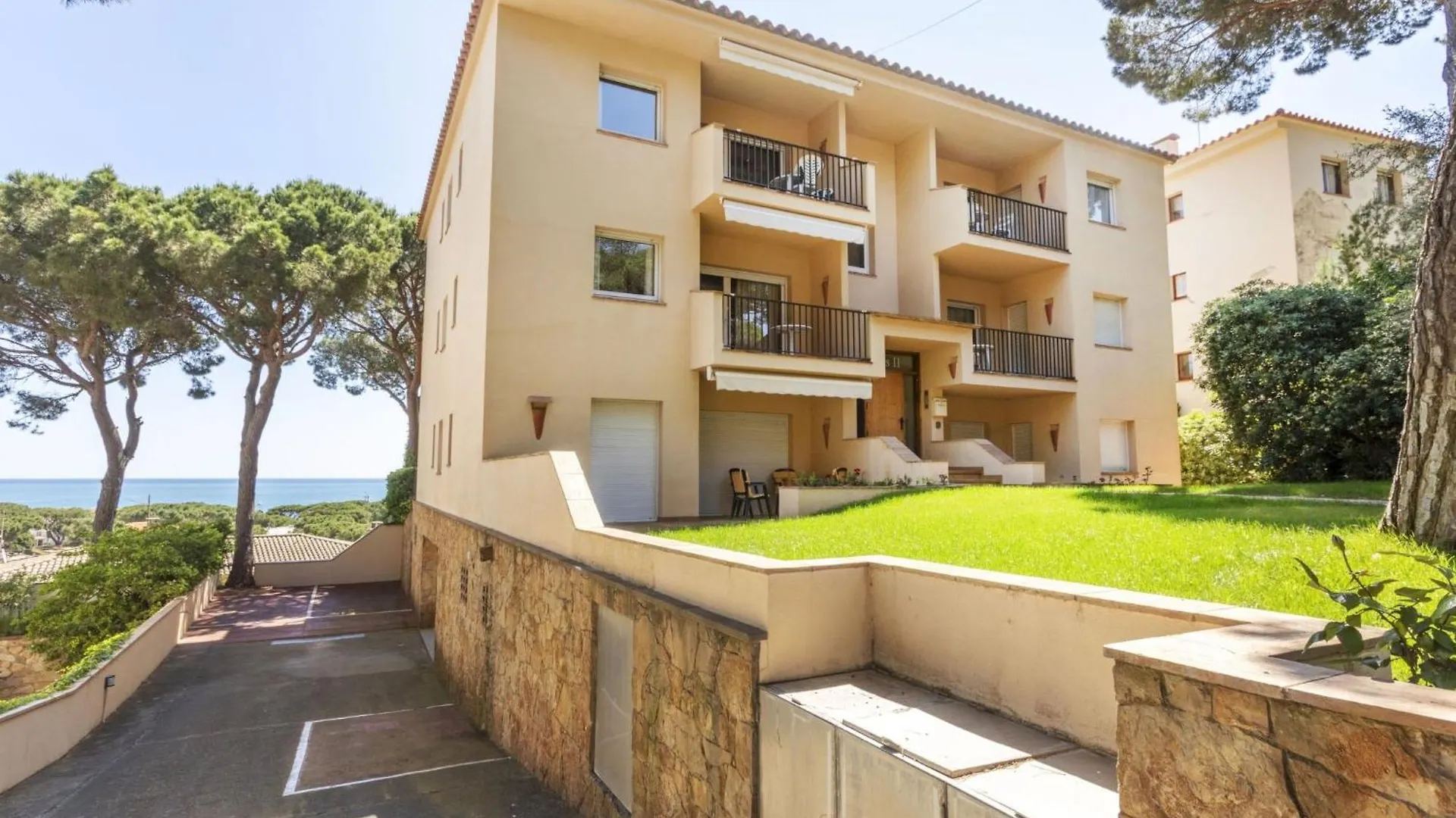 Apartment Melis II By Interhome Pals